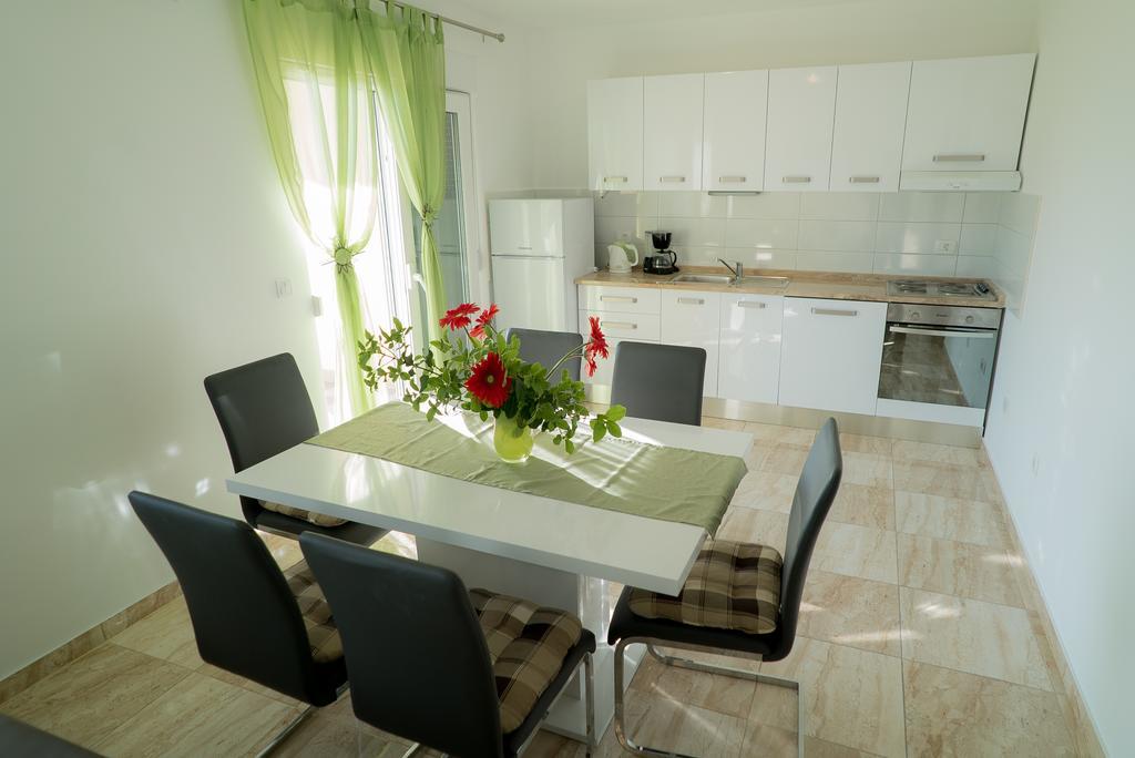 Apartmani Ruzica Makarska Dış mekan fotoğraf